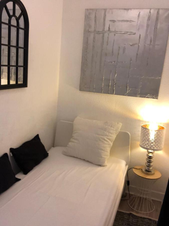 Appartamento Studio Cabine A Sete Bord De Mer Esterno foto